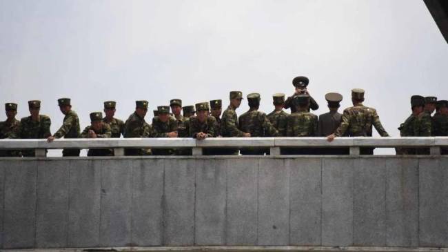 乌军机器人俘虏俄军士兵意味着什么